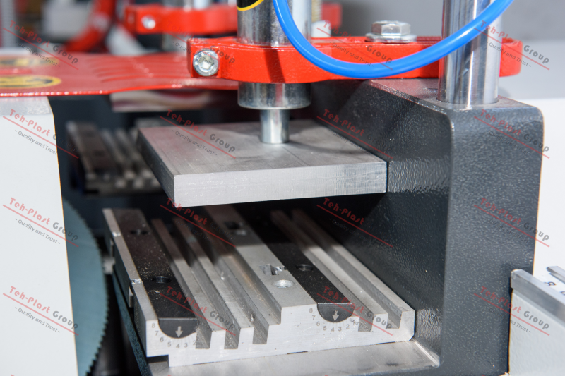 Tehplast Glazing Bead Saw Machine