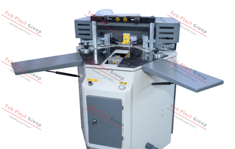 Tehplast Pneumatic Aluminium Corner Crimping Machine 
